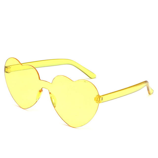 New One Piece Love Heart Lens Sunglasses Women Transparent Plastic Glasses Style Sun Glasses Female Clear Candy Color