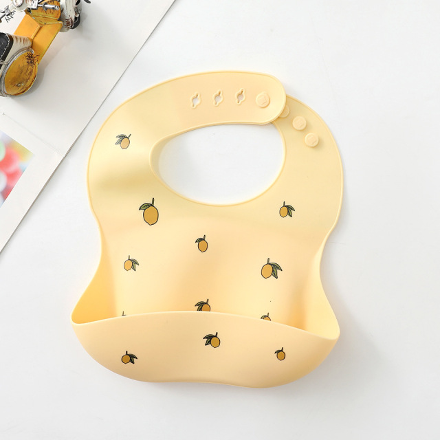 1-4 Years Old Baby Bibs Waterproof Soft Silicone Baby Feeding Stuff Cute Pattern Kids Girl Boy Toddler Adjustable Children Bib