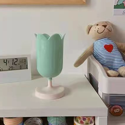 Kawaii Petal Shape Plastic Pencil Stand Pen Holder Desktop Organizer