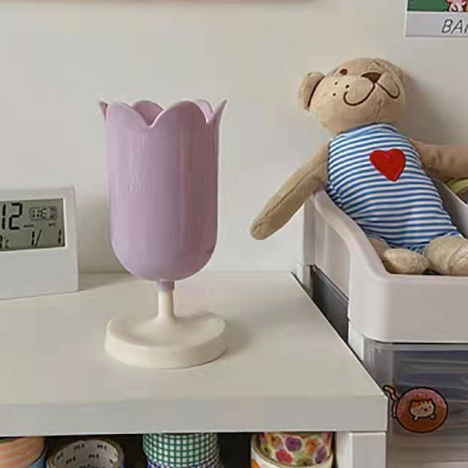 Kawaii Petal Shape Plastic Pencil Stand Pen Holder Desktop Organizer