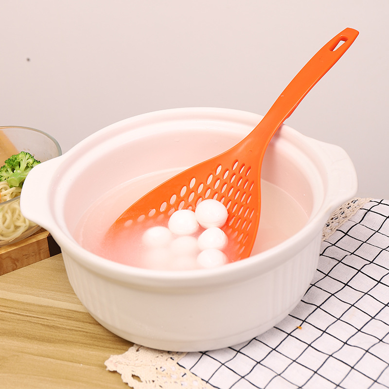 High Temperature Resistant Large Strainer Household Kitchen Large Colander for Multifunctional Noodle Dumplings Spoon Colander