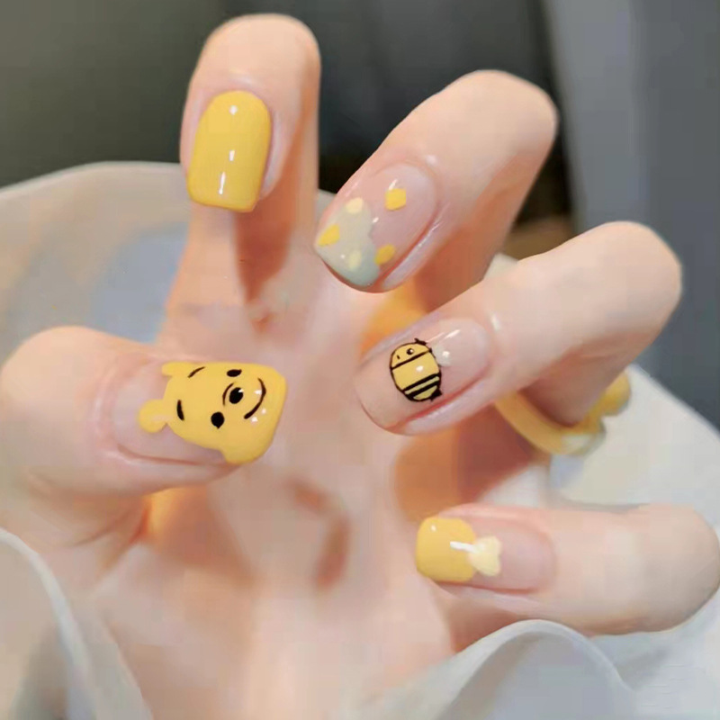 24pcs cute bear nail stickers short bee fake nails removable finished nail pieces nail stickers