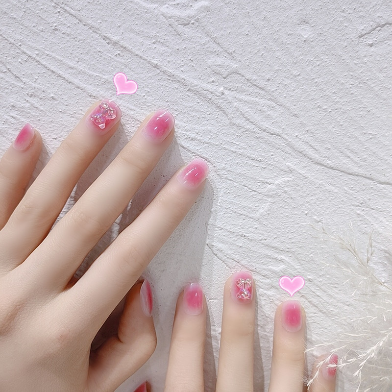 24PCS Little Bear Cute Girl Nail Art Short Section Daily Nail Art Finished Fake Nails