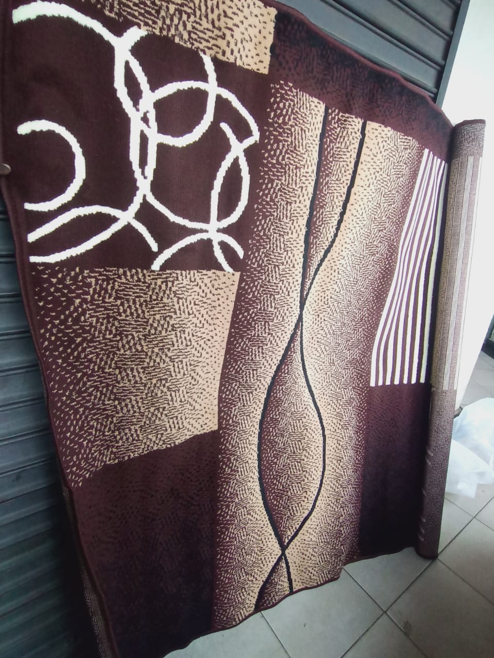 High quality 6ft X 9ft Normal carpets.