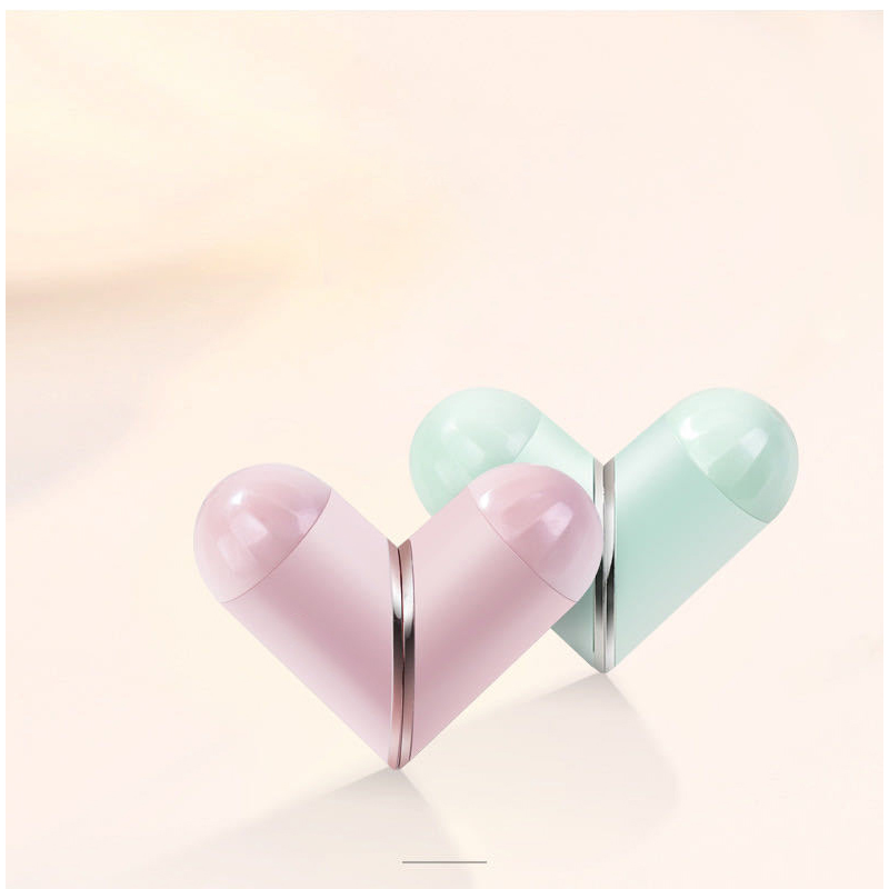 New Arrival Rotating Lipstick Style Contact Lens Case Temperament Noble Contact Lenses Box with Mirror Travel Mini Case