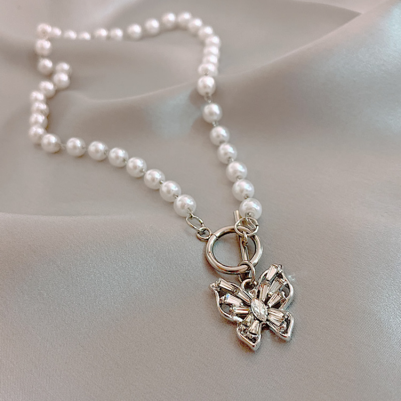 Butterfly Necklace Ins Cold Wind Pearl Choker Collarbone Chain For women girls Gifts