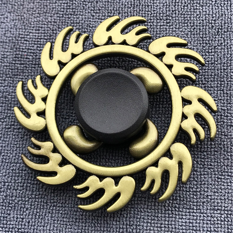 Brass Color Zinc Alloy Metal Hand Spinner Dice Bauhinia Rudder Exterior Smooth Finger Tri Spiner Gyro Toy For Kid