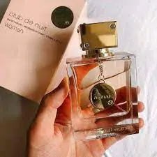 100% ORIGINAL  100 ML  ARMAF CLUB DE NUIT, EAU DE PARFUM /FRAGRANCES & DEODORANTS/ ORIGINAL ARMAF BODY FRAGRANCE  WOMEN/FLORAL & FRUITY SCENT ORIGINAL FRAGRANCE