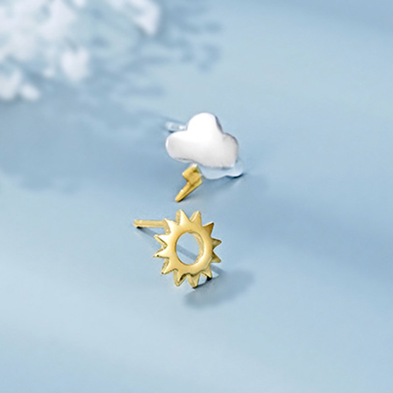Asymmetry Sun Lightning Stud Earrings For Fashion Women Punk Fine Jewelry MInimalist Accessories