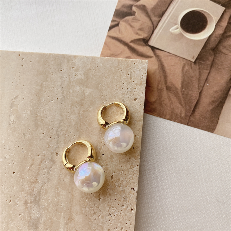 Sweet Dream Color Pearl Pendant Metal Ear Button Earrings Elegant Accessories For Womans Korean Fashion Jewelry Party