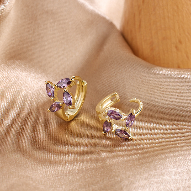 Fashion Gold-plated Earrings Retro Inlaid Color Zircon Earrings Temperament Simple Versatile Women Earring for Party Wedding