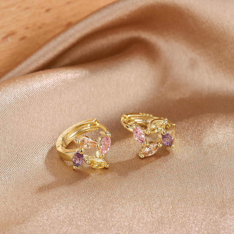 Fashion Gold-plated Earrings Retro Inlaid Color Zircon Earrings Temperament Simple Versatile Women Earring for Party Wedding