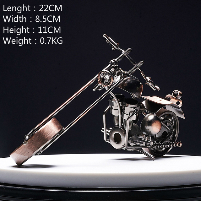 Vintage Motorcycle Model Toy Retro Motorcycle Figurine American Home Decor Metal Decoration Handmade Iron Motorbike Kid Gift toy