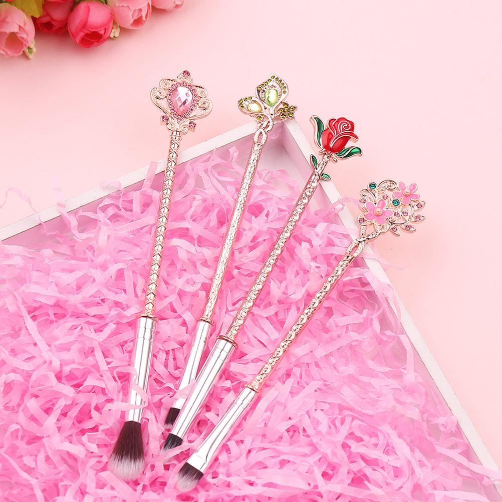 4PCS Makeup Brush Set Rose Makeup Brushes Set Portable Convenient Eye Shadow Blush Brush for Friends Family
