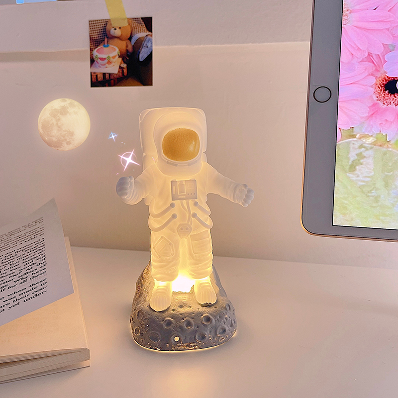 Astronaut Spaceman Night Light Korea Ins Bedroom Sleeping Light Girl Decoration storage