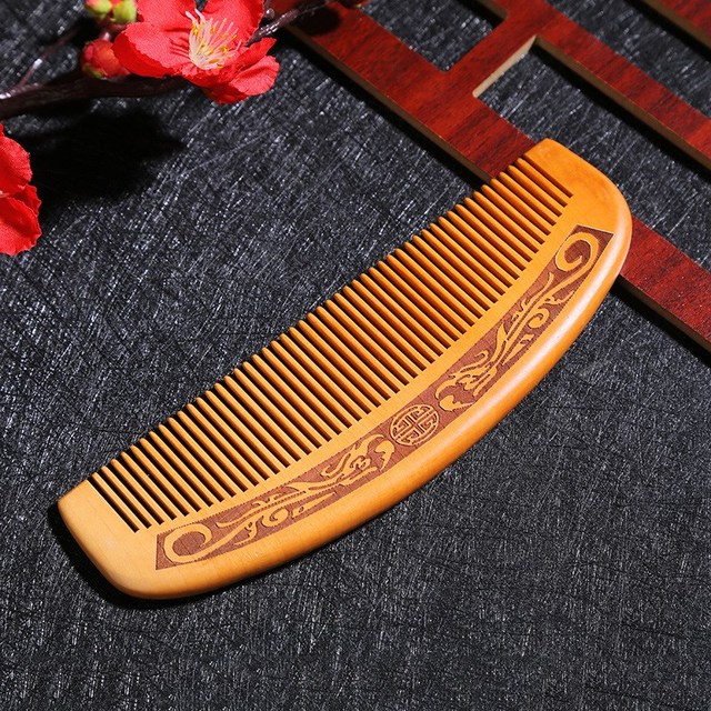 Natural Peach Solid Wood Comb Close Teeth Engraved Peach Wood Anti-static Comb Head Massage Hair Care Tool Beauty