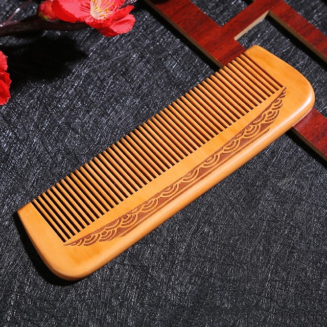 Natural Peach Solid Wood Comb Close Teeth Engraved Peach Wood Anti-static Comb Head Massage Hair Care Tool Beauty