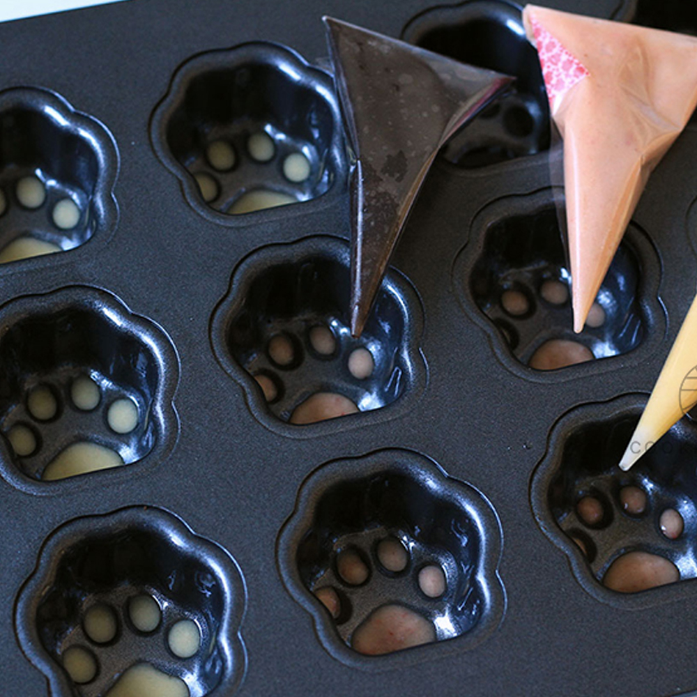 12 Cavity Cat Head Shape Cake Mold  Bread Mousse Cheesecake Cup Cake Muffin Cakes Home DIY Baking Mold Kitchen Accessories