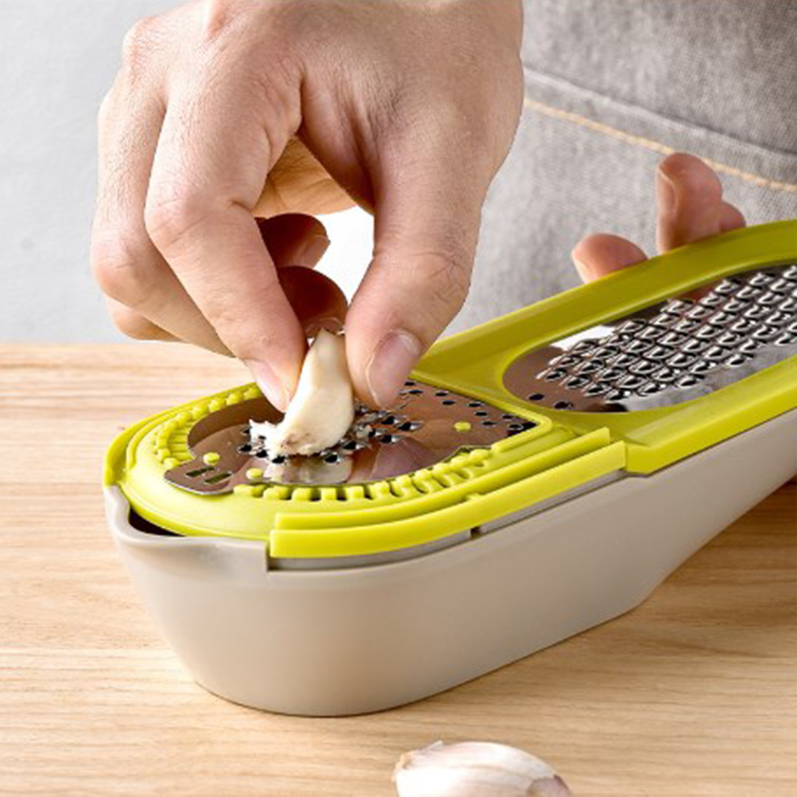 Lemon Juicer Container Built-in Grater Lemon Hand Juicer Citrus Juicer Reusable And Effort-saving Mini Portable Blender Squeezer