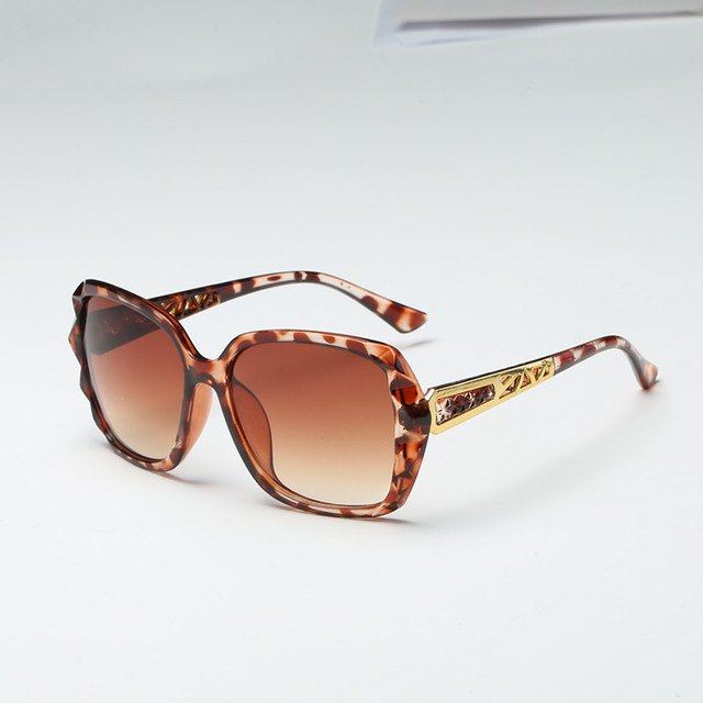 Fashion Colorful Square Sunglasses Ladies Candy Color Glasses Retro Rectangular Trend Sunglasses Women Men UV400 Anti-glare