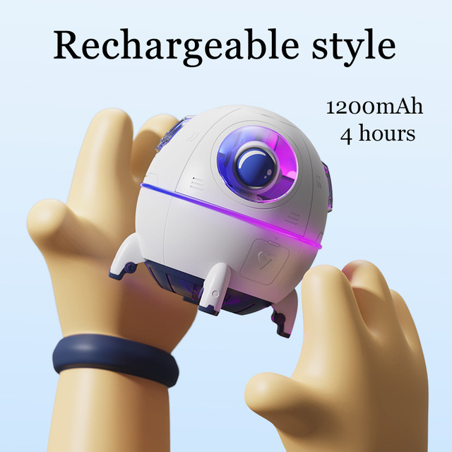 Car Air Humidifier Astronaut 220ml Electric Ultrasonic Aroma Essential Diffuser Colorful LED Light USB Mist Sprayer Gifts