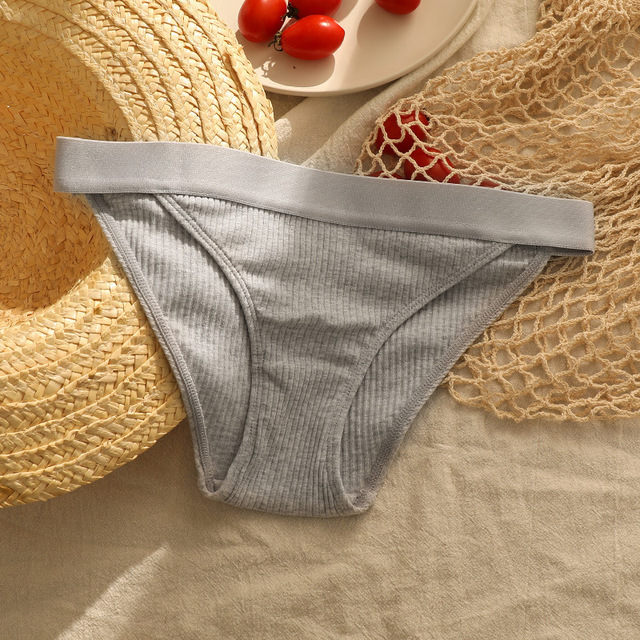 3pcs Womens Cotton Briefs Comfortable Low Waist Female Panties Elastic Ventilation Ladies Briefs Sexy Underpants For Women