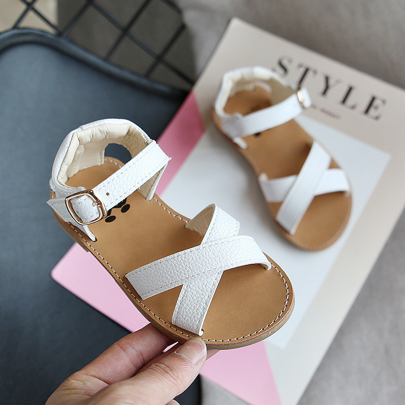 Girls Sandals 2022 New Summer Korean Girls Cross-tied Princess Roman Shoes Little Girl Soft Sole Comfortable Beach Shoes E12186