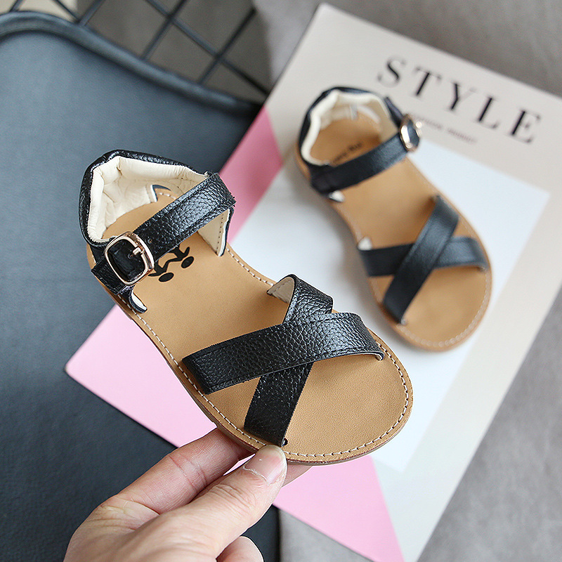 Girls Sandals 2022 New Summer Korean Girls Cross-tied Princess Roman Shoes Little Girl Soft Sole Comfortable Beach Shoes E12186