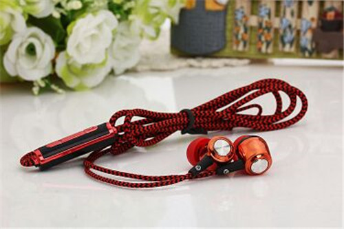 Crack-style Earphone Stereo Music Wire Headsets with Micro for iPhone/HTC/Xiaomi/Meizu/Sony