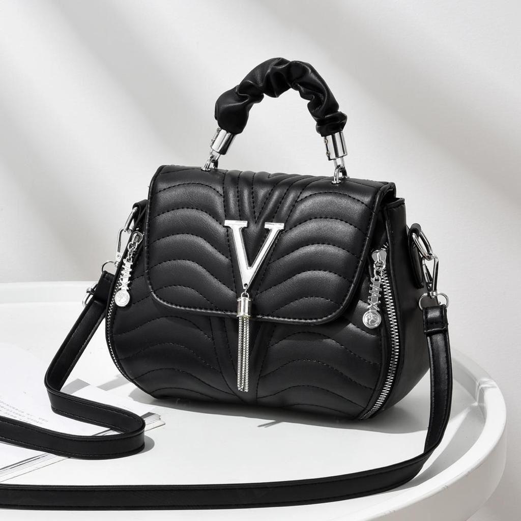 Vintage Women Handbags Ladies Shoulder Bags Sling Bags Fashion Bags.